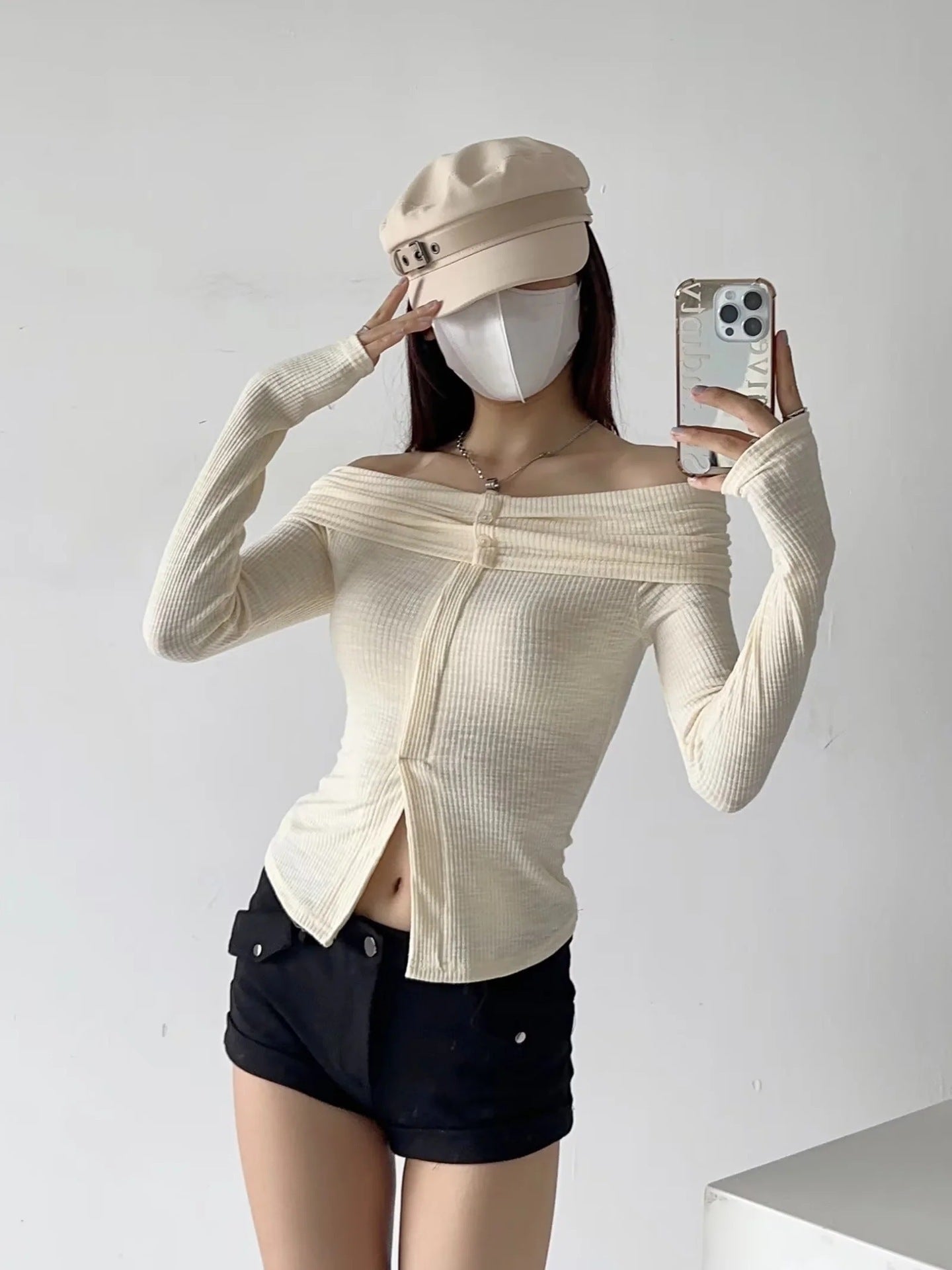 Women's Off-shoulder Long-sleeved Sweater