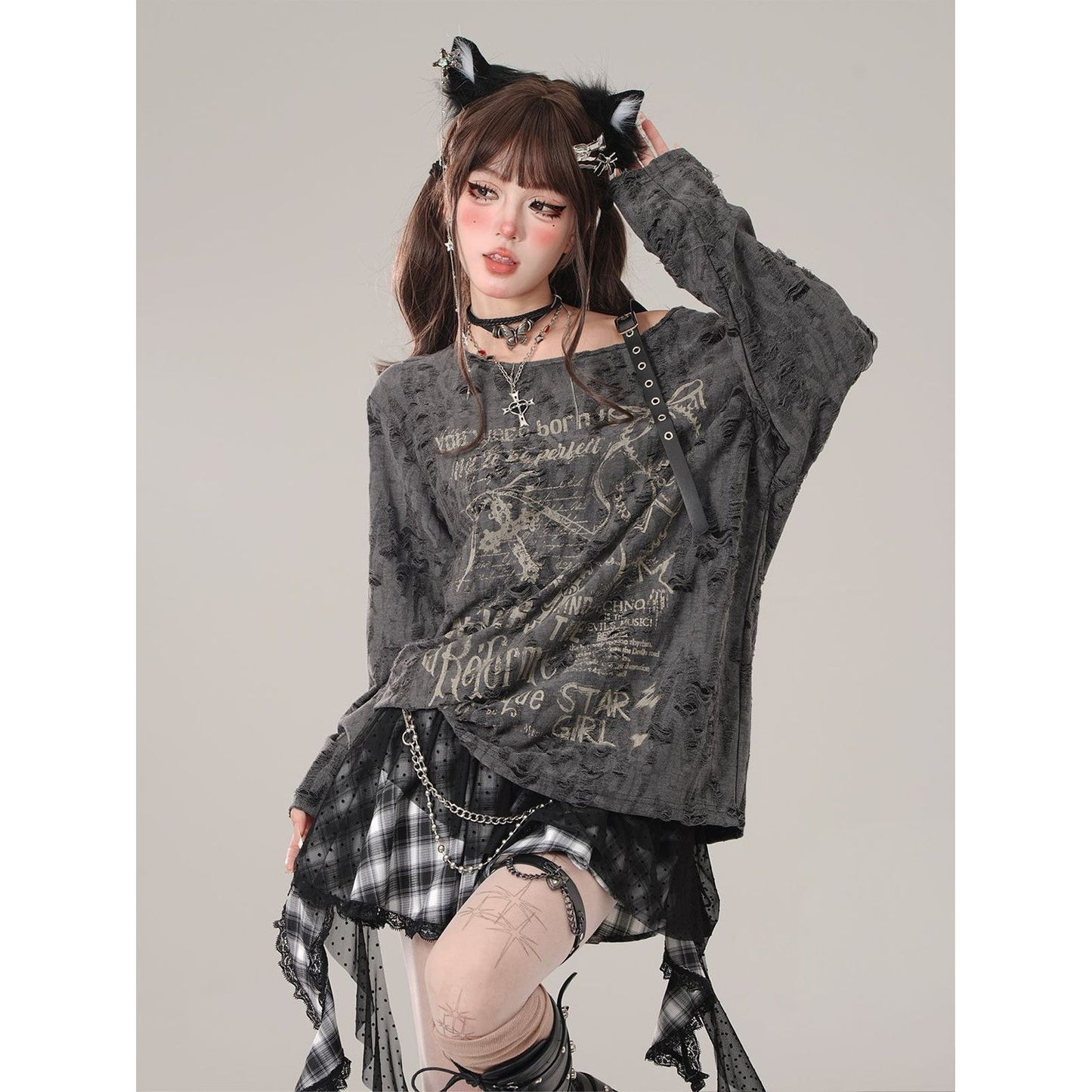 Waste Soil Wind Ripped Off-the-shoulder Long Sleeve