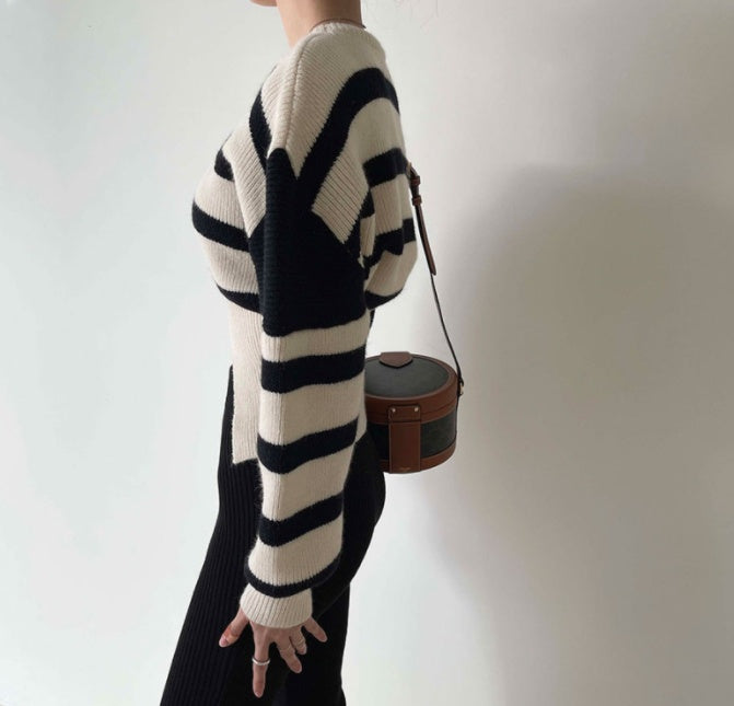 Korean Chic Autumn And Winter Retro Careful Machine Slit Design Sweater